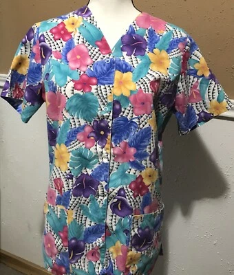 SIMPLY BASIC S / S SCRUB JACKET RED BLUE PURPLE FLOWERS SZ S  - Image 1 of 4