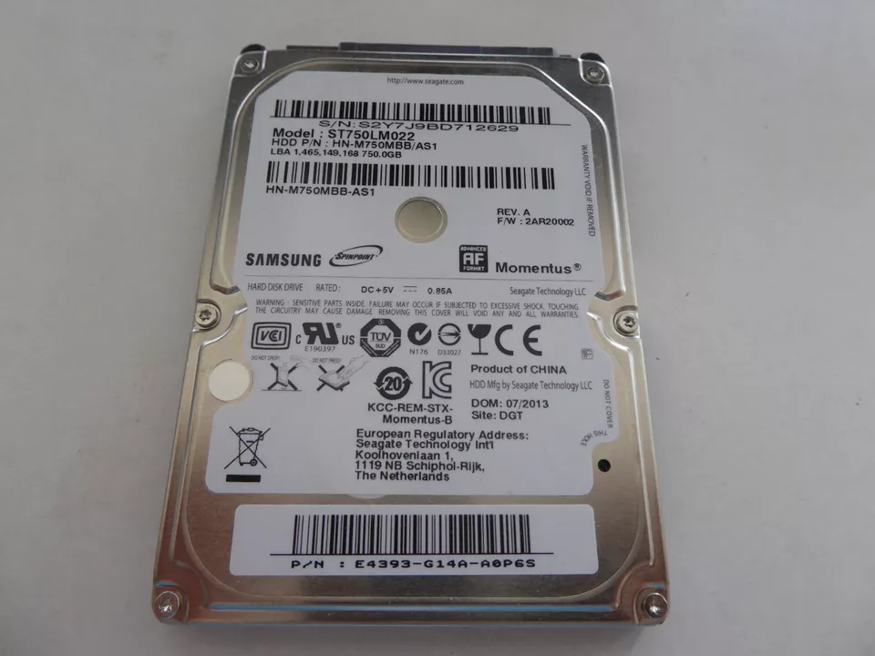 Samsung Seagate Spinpoint Momentus 2,5" SATA 750GB-5400U/min ST750LM022 - Bild 1 von 1