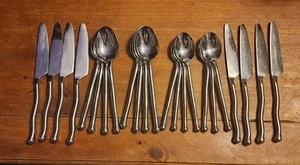 23 Gourmet Settings 18/8 EXOTIQUE PLATINUM Stainless Wavy Flatware - Picture 1 of 8