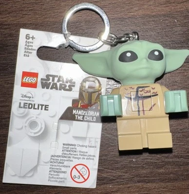 Collectible - Lego Keychain The Child Grogu Baby Yoda 2" with LED Light StarWars - Image 1 of 4