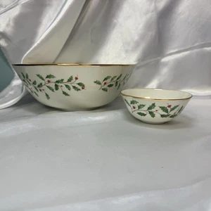 Lenox Holiday Weihnachten Tiered Bowl Set (2) Dimensions Garland Holly Berry LESEN - Bild 1 von 10