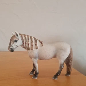 Schleich Andalusier Stute 13668 - Bild 1 von 9