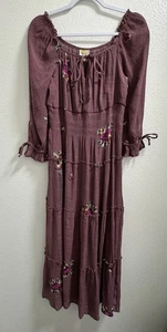 Fig And Flower Maxikleid Blumen bestickt Stufen Krawatten Schlüsselloch Boho Medium - Bild 1 von 13