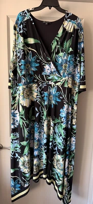 Vestido elástico INC International Concepts para mujer talla grande mangas 3X 3/4 Foto 1 de 4