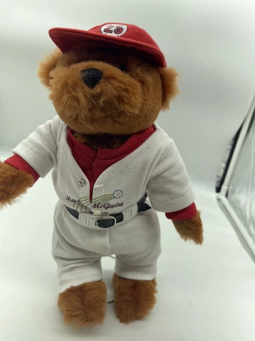 Mark McGwire Commemorative Bear 1998 #62 Home Run - 14 inch Plush Bear Cover