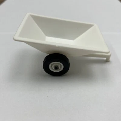 White Lawn Cart Trailer for ERTL Cub Cadet Lawn Mower Tractor Scale Model Part - Image 1 of 4