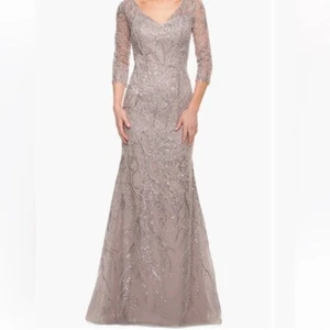 NEW La femme beaded lace mermaid gown dress lavender grey sz 6. (87) - Picture 1 of 5