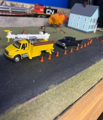 1:87 Scale Diorama Traffic Cones (Pack of 20) - Image 1 of 4