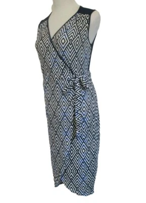 Nuevo con etiquetas Vestido Elástico Envolvente Sin Mangas Geométrico Azul/Blanco Colecciones Tart Talla M Foto 1 de 4