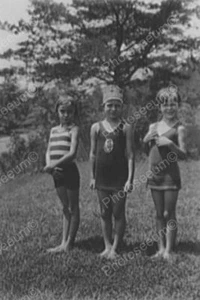 Young Girls In Vintage Bathing Suits 1900 Professional Photo Lab Reprint - Picture 1 of 1