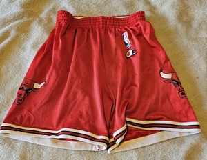 Pantalones Cortos Champion Chicago Bulls L Baloncesto De Colección Años 90 80 Rojo MJ Jordan NBA - Imagen 1 de 16