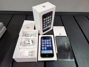 Apple iPhone 3G -16GB - White (GSM) w/Original Box - Full Set -RARE IOS 2.0 #22 - Afbeelding 1 van 7