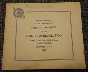 1923 Missouri Daughters Of The American Revolution conference program - Picture 1 of 3