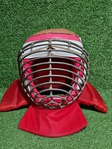 Máscara de cuero Kendo japonesa vintage con protección acolchada de cuero y parrilla de acero - Imagen 1 de 9