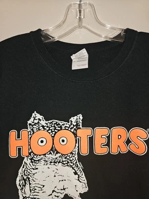 Camiseta Hooters Ocean City Maryland 2010 Grande Para Hombre Negra Doble Cara Gráfico Logo Foto 1 de 4