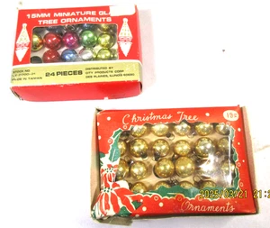 44 Vintage 15mm Miniature Glass Tree Ornaments. 30 Gold + other colors w/ Boxes - Picture 1 of 3