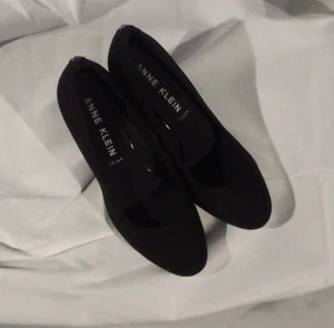Anne Klein Damen-Absätze Akebony Ebenholz, schwarz, Größe 7,5 - Bild 1 von 7