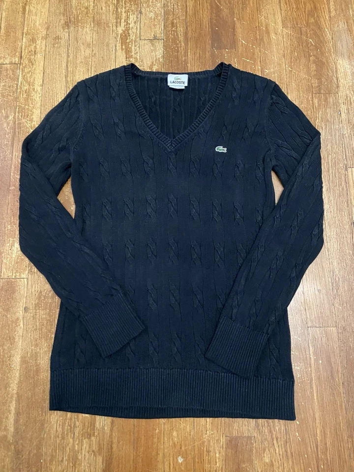 Suéter vintage de punto acanalado negro Lacoste bordado cuello en V para mujer talla 42” Foto 1 de 4