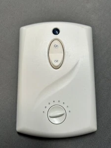 Control de montaje en pared inalámbrico GE RF102TXPS control remoto inteligente más transmisor - Imagen 1 de 3
