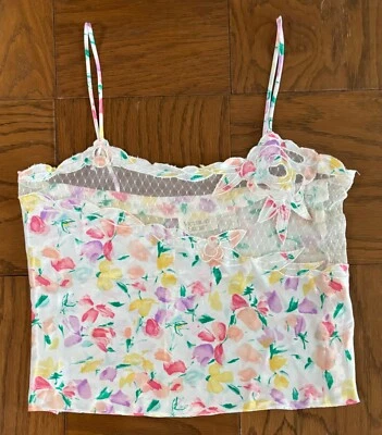 Top camisola Victoria Secret etiqueta dorada de colección floral talla S malla de encaje blanco roto Foto 1 de 4