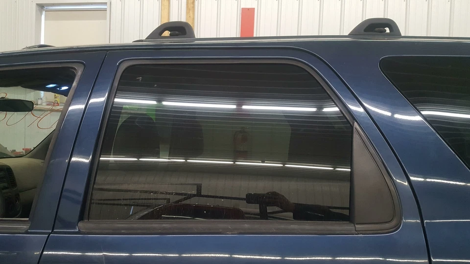 2002 FORD ESCAPE DRIVER LEFT PRIVACY TINT REAR DOOR GLASS WINDOW ONLY - Image 1 of 1