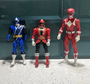 Power Ranger Figure Lot Of 3 Rangers Blue And Red Rangers - Picture 1 of 5