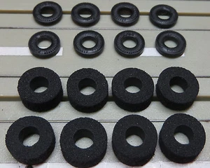 8 pneus caoutchouc mousse pour moteur AFX ou G-Plus + 8 pneus pour moteur à ancrage plat - Photo 1 sur 1