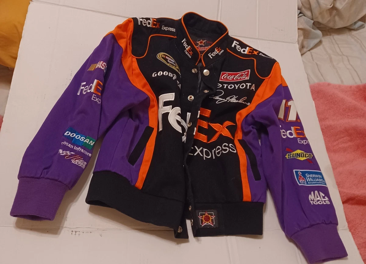 アメリカ輸入 FedEx ロゴ刺繍 企業 レーシングジャケット アウター JH DESIGN Fedex Racing Jacket DHO303FE23-WHT - Shiekh