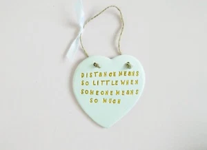 Distance Quote Heart Plaque Decor Meaningful Absent Farewell Friend Family Gift - Picture 1 of 6