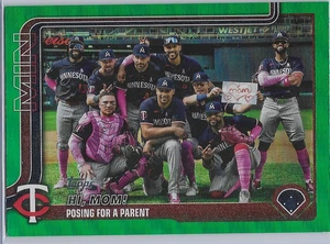 Tarjeta/lista de verificación del equipo Topps S2 Minnesota Twins 2025 (584) lámina verde #/99 - Imagen 1 de 2