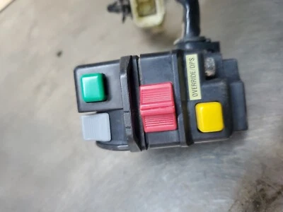 Can-am Outlander 650 4x4 Xt Ho Efi Switches 710001594 - Image 1 of 2