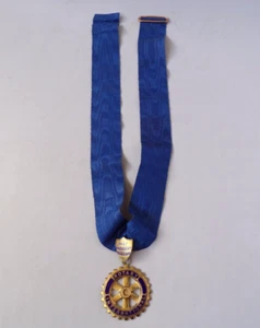 Rotary Club International Deptford Past President Silver Medal Badge TOYE & Co - Picture 1 of 10
