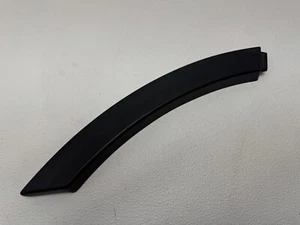 2012-2019 RANGE ROVER EVOQUE L538 REAR RIGHT PASSENGER SIDE WHEEL ARCH TRIM OEM - Picture 1 of 8