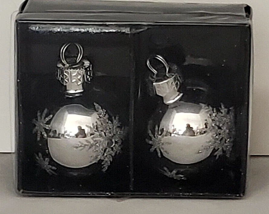 Porta-cartões DEMURE DAMASCO 1,5" PRATA enfeite de Natal - 2 peças - Imagem 1 de 1