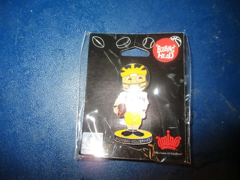 MICHIGAN WOLVERINES FOOTBALL 1 1/2 " Tall Bobblehead Metal Pin NIP Head Moves Cover