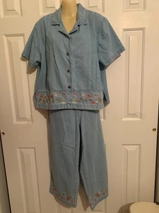 Vintage Agapo Denim Women’s Top & Capri Pants Embroidered Outfit, Size 16 - Picture 1 of 8