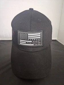 Schwarze amerikanische Flagge Militär/First Responder Ehemann Papa Beschützer Held... - Bild 1 von 3