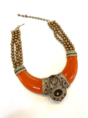 Colar de colarinho Heidi Daus "Diga com estilo" resina e cristais pérolas falsas - Imagem 1 de 4