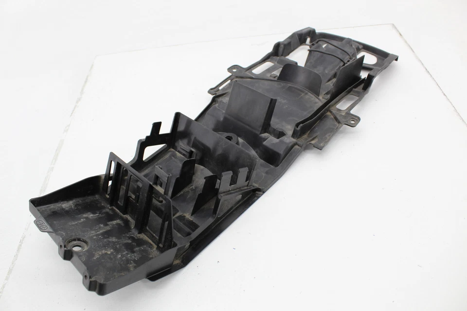 Bandeja de batería trasera de plástico para Suzuki GSXR600 GSXR750 2011-2025 Foto 1 de 4