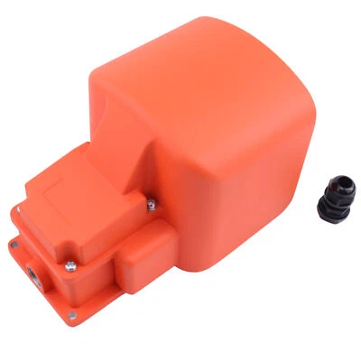 Foot Switch G500-MO Momentary Action SPDT Single Pedal - Image 1 of 4