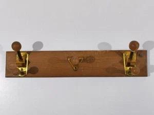 Wandgarderobe, die "Stangen" sind Patronenhülsen 8 x 57 der Wehrmacht , Nachkrie - Picture 1 of 8