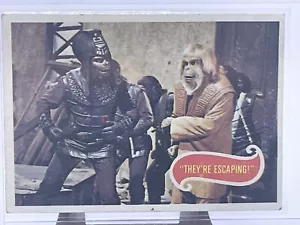 Planet Of The Apes 1975 TOPPS CARD #30 ‘They’re Escaping’ - Picture 1 of 4