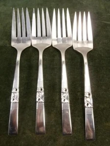 4 nice Oneida Community South Seas pattern Serving Forks silver plated - Picture 1 of 1
