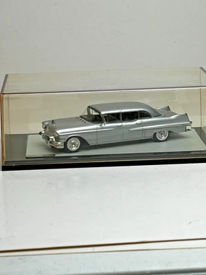GLM 1:43 1957 Cadillac Serie 75 Limusina Edición Limitada 1 de 299 Foto 1 de 4