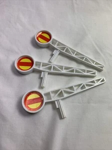 Juego de piezas de repuesto de tren de Disneyland letreros 3 piezas parte compañeros de juego vintage 1986 - Imagen 1 de 3