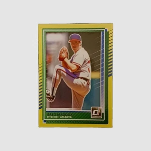 Greg Maddux #9 Giallo Parallelo 2025 Panini Donruss Atlanta Braves - Foto 1 di 4