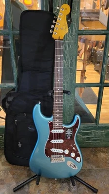 2025 Fender American Pro Classic Stratocaster Sherwood Green Metallic W/ Gig Bag - Image 1 of 4