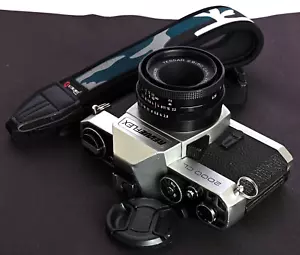 RevueFlex 2000 CL Chrome Mechanical 35mm Film SLR c/w Tessar 50mm f/2.8 Lens Kit - Picture 1 of 10