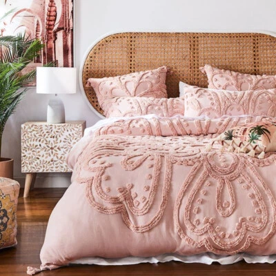 Pink Rose Textured Bedding Duvet Cover, 3 Pcs Boho Tufted Rose Quilt Cover Set - Image 1 of 4