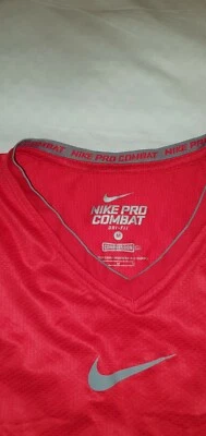 NIKE PRO COMBAT COMPRESSION TOP SIZE M - Image 1 of 3